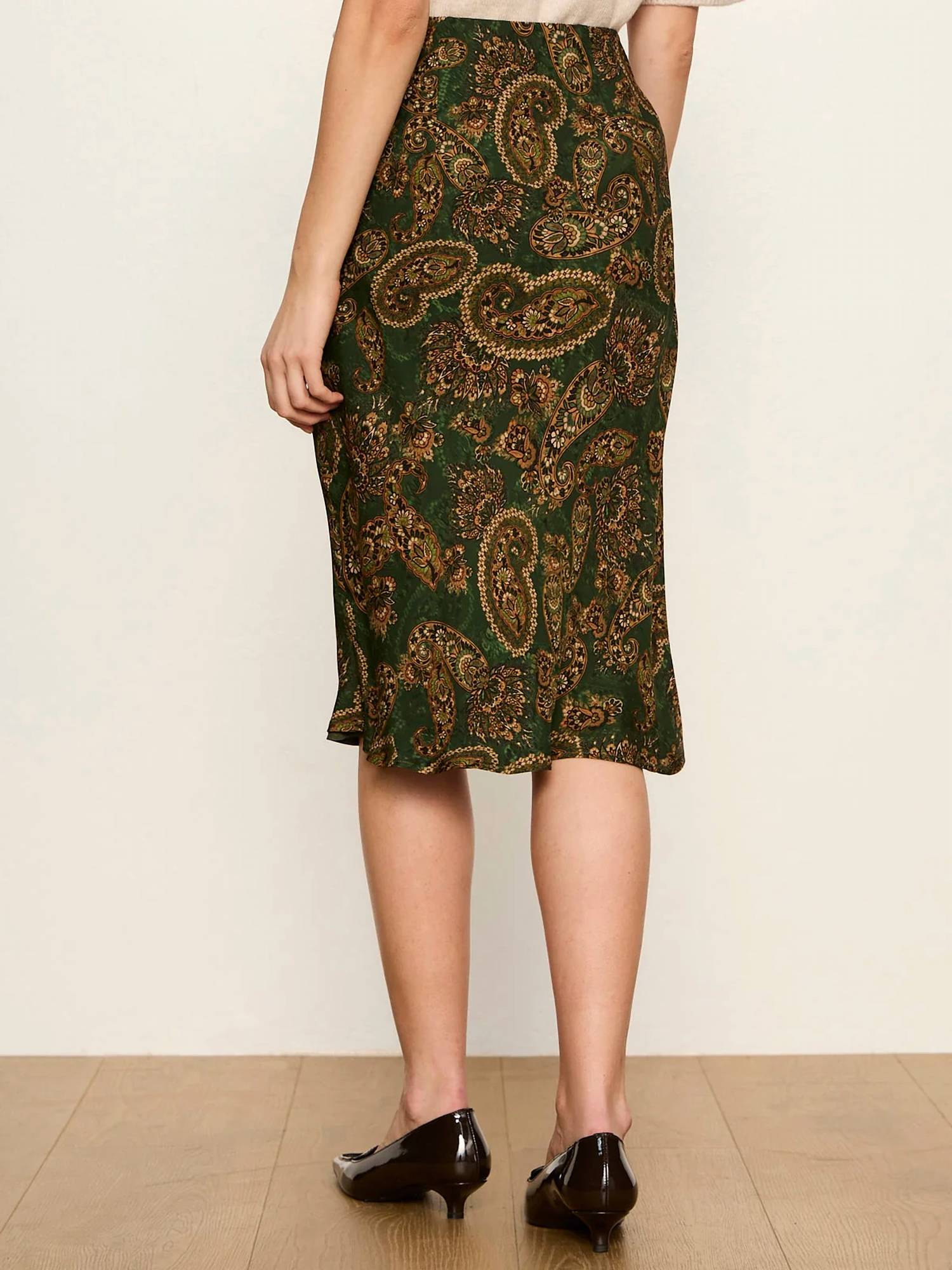 Sanctuary - Fall Essential Midi Skirt