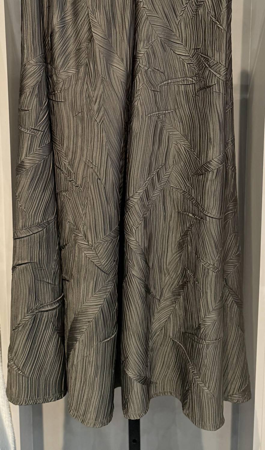 Joseph Ribkoff - Pleated Satin Long Flared Skirt