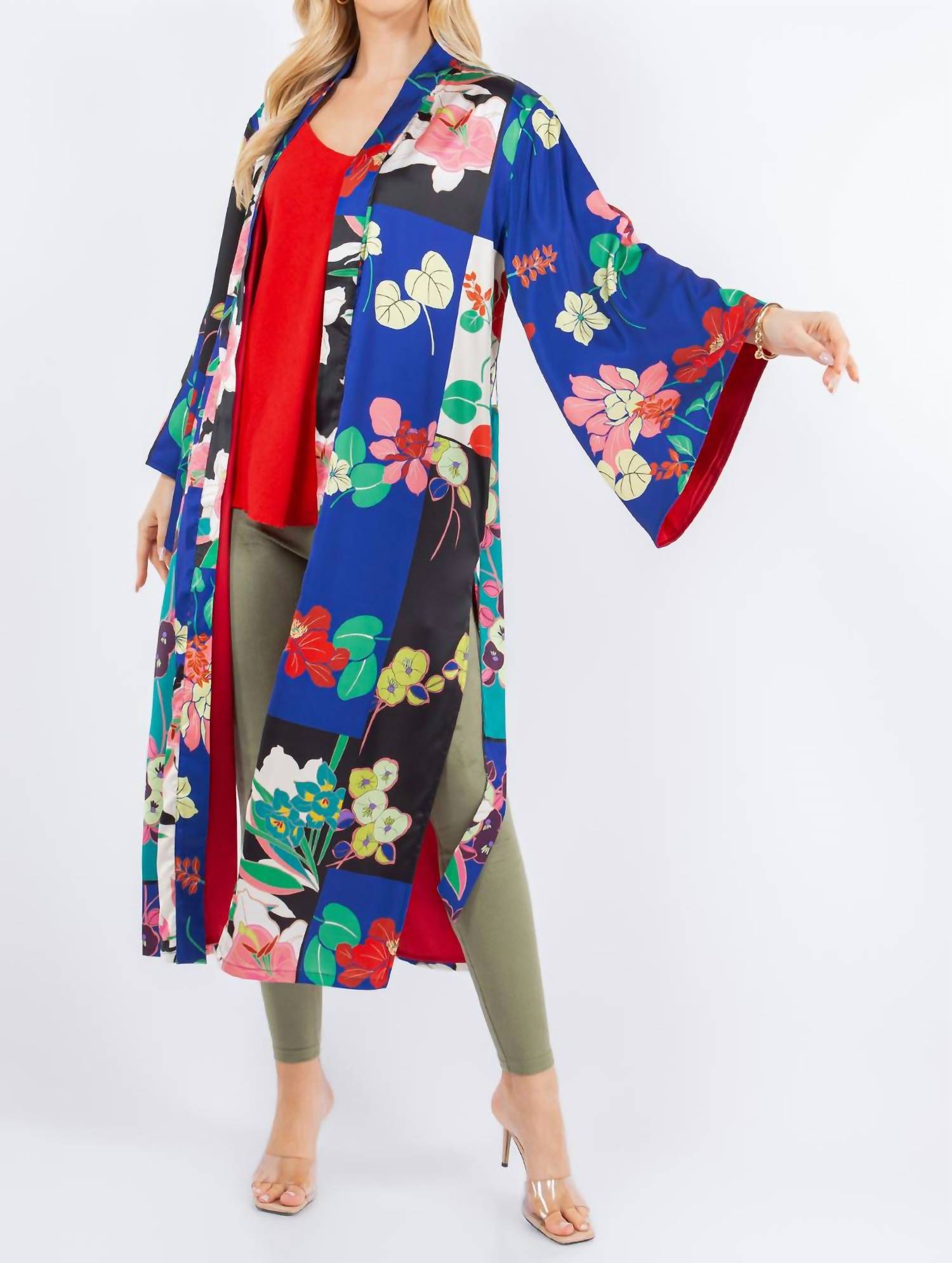 Paparazzi - Charmeuse Satin Print Kimono With Lining