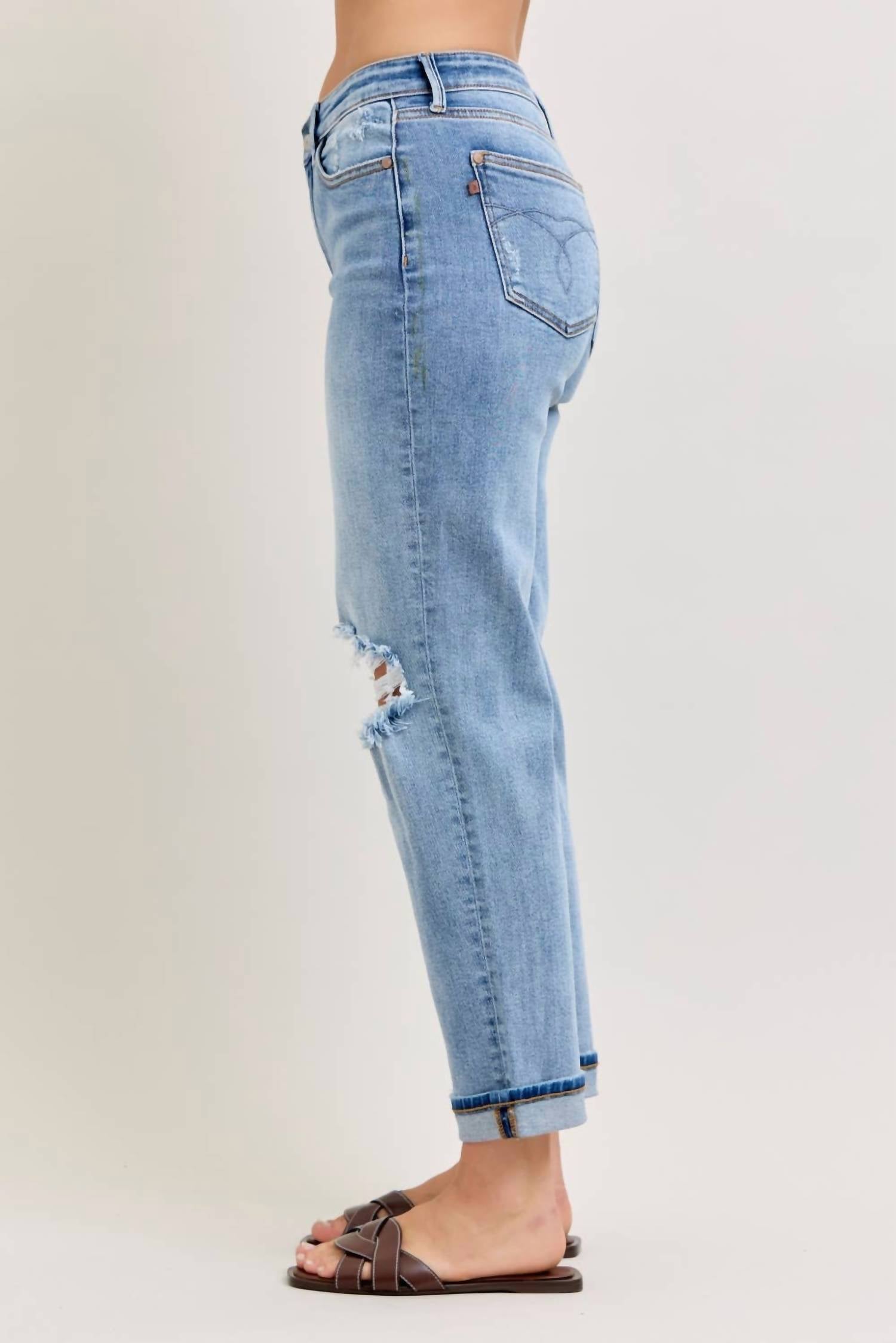 Judy Blue - Boyfriend Jeans With Destroyed Knee & Folded Cuff