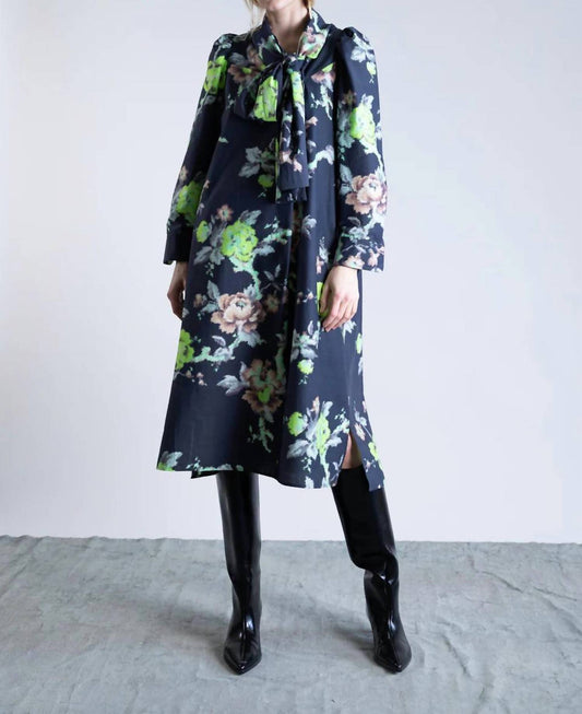 Psophia - Indian Flower Juliet Sleeve Dress