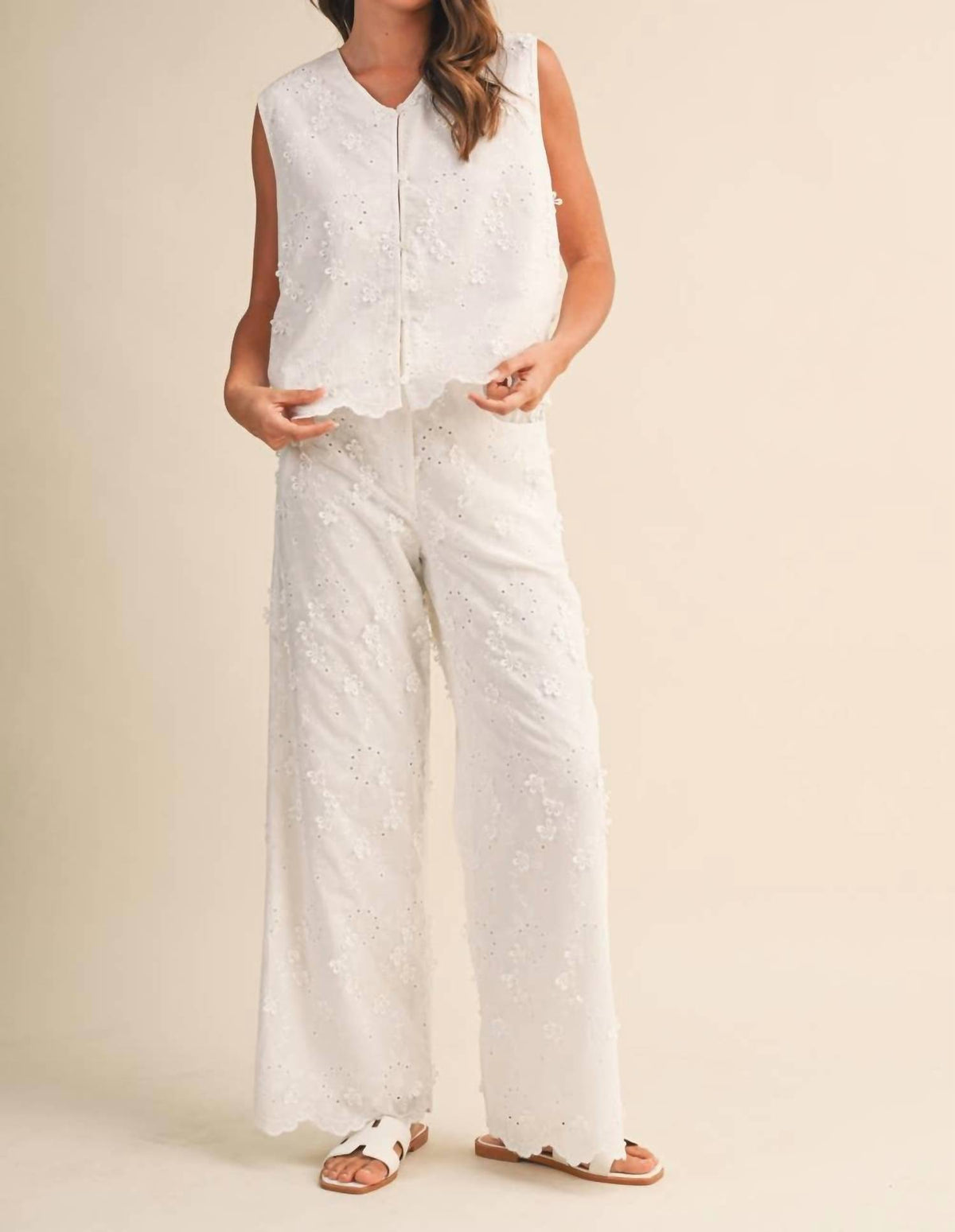 Kelsis - 3d Lace Pants Set