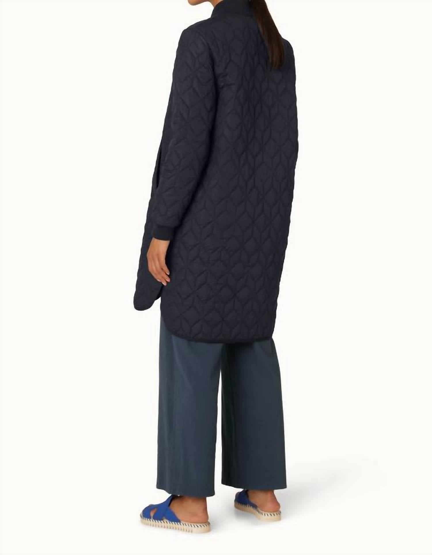 Ilse Jacobsen Padded Quilt Coat in dark indigo - women's jacket - detail view