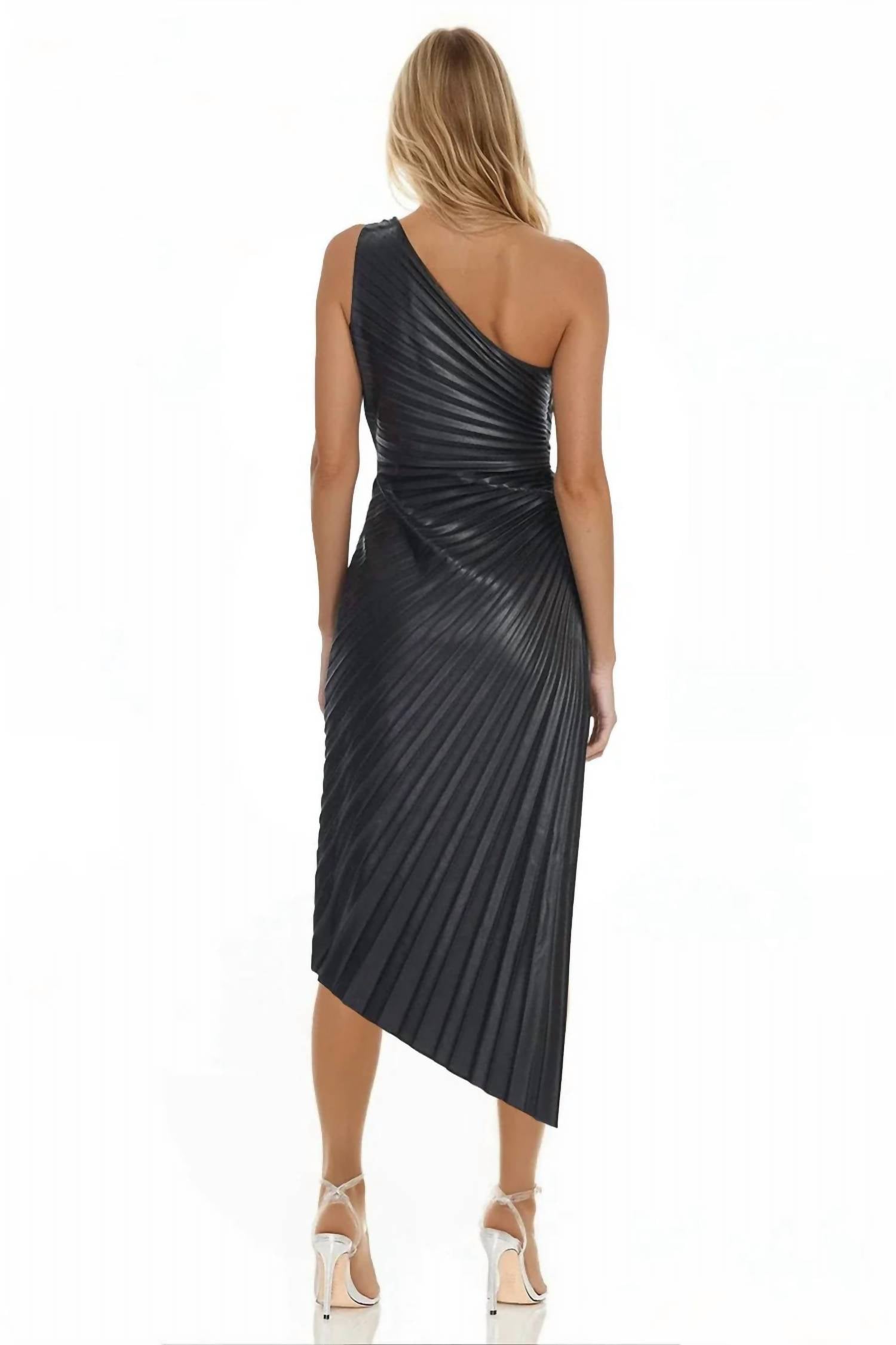 One33 Social - The Alana Midi Dress