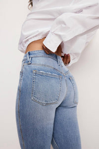Good American - Good Standard Kick Flare Jean