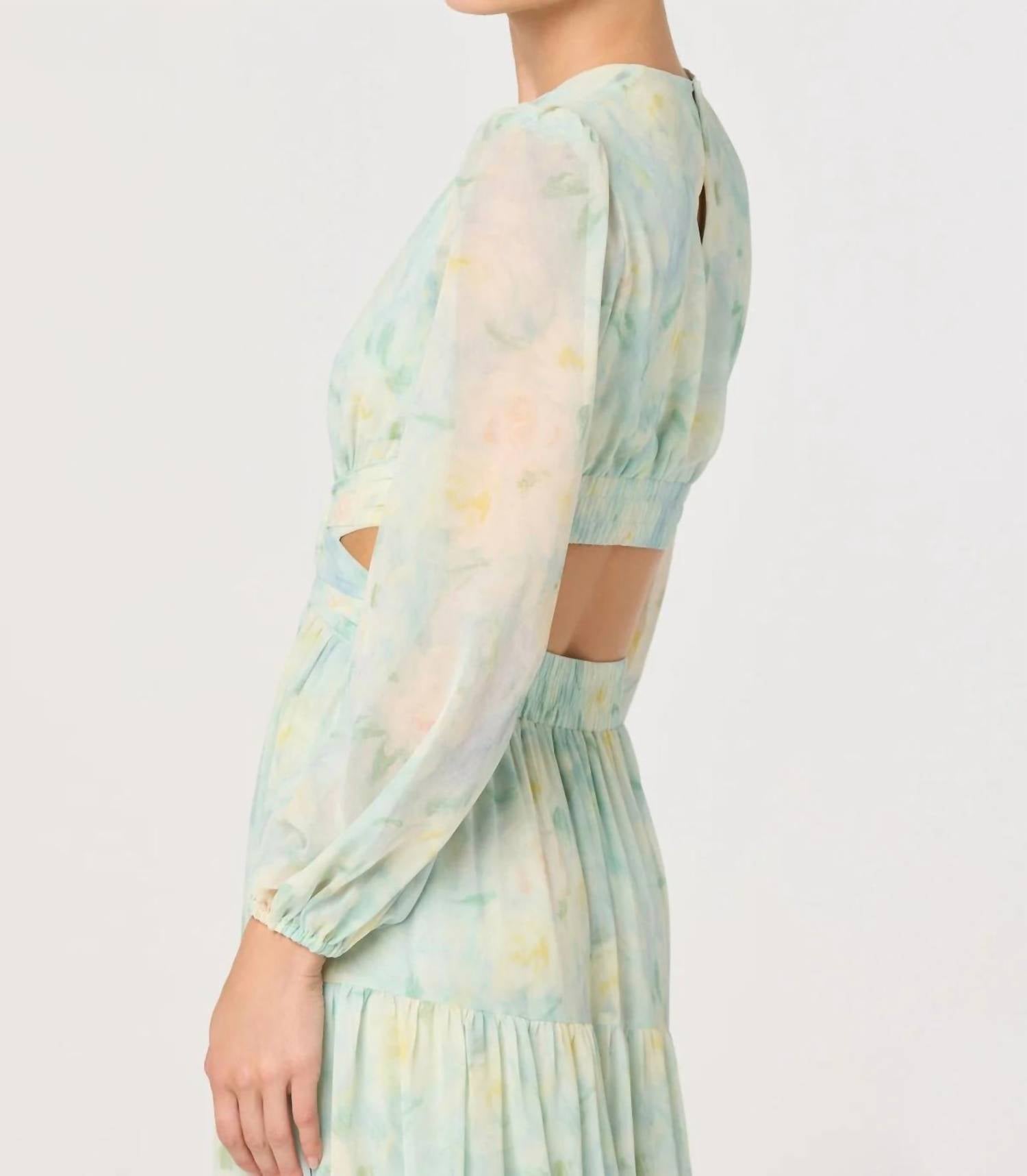 Astr - Klarissa V-neck Maxi Dress