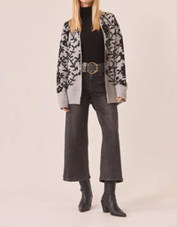 Nekane - Women's Floral Jacquard Cardigan