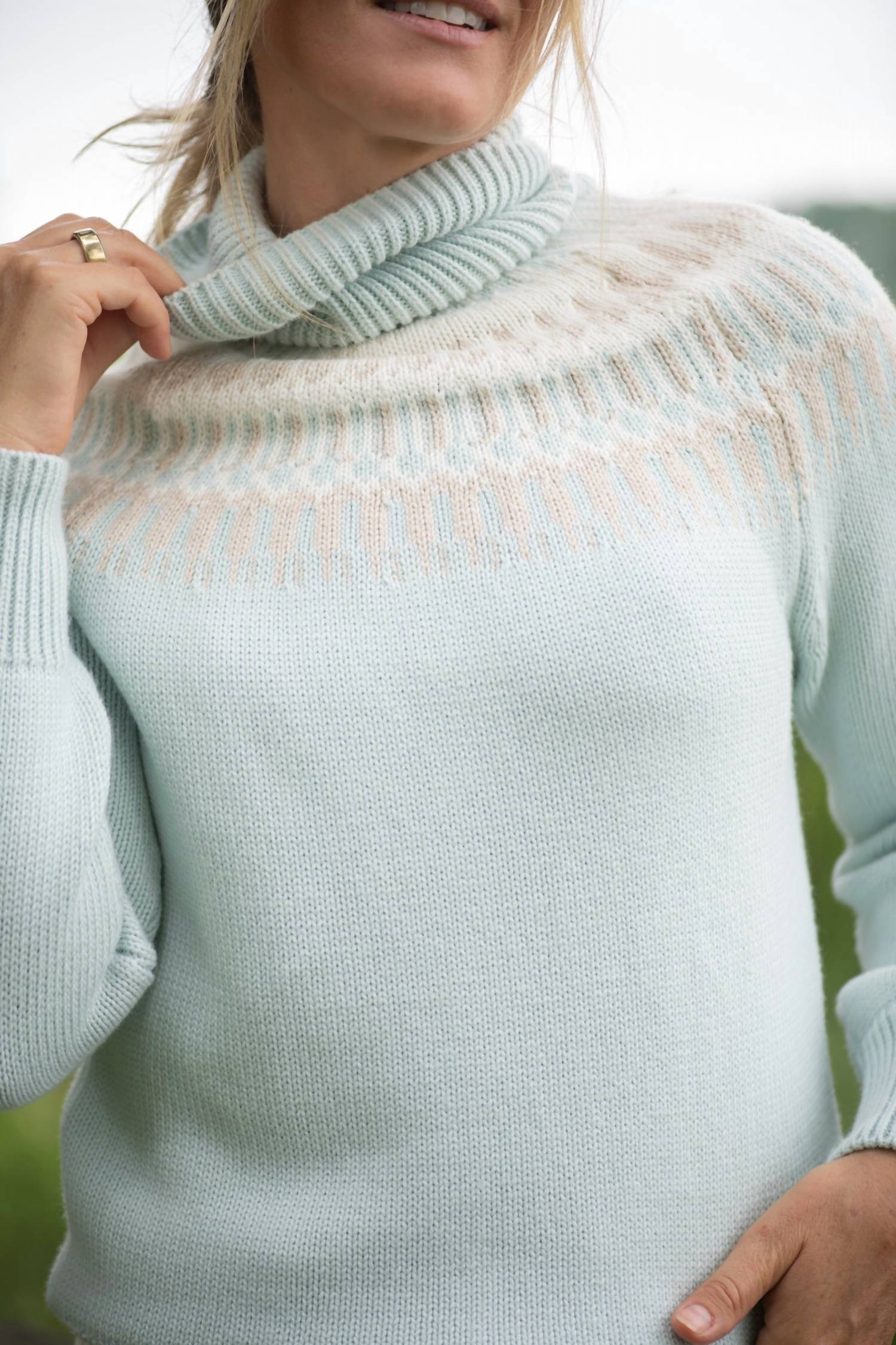 Burgess Sweaters - Helsinki Top