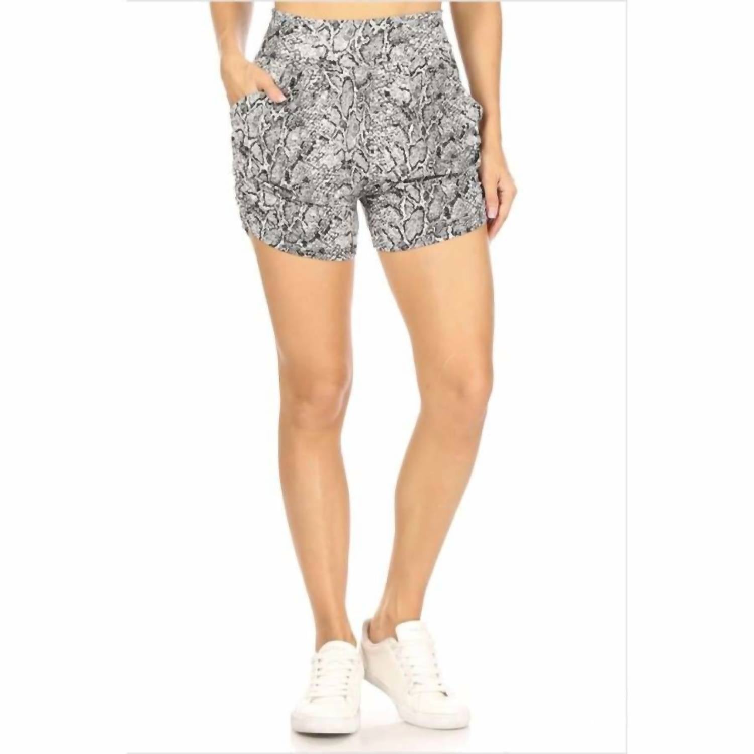 White Label - Lounge Shorts with Pockets