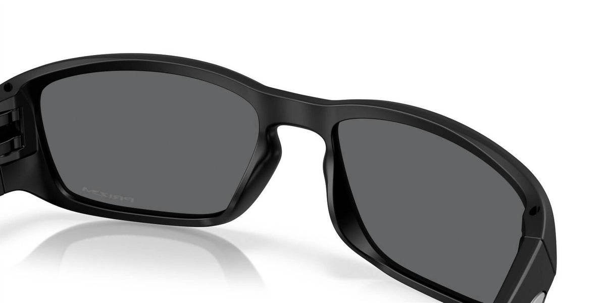 Oakley - Men's Tourniquet Sunglasses