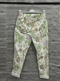 Oz - Women's Embelished Crinkle Jogger