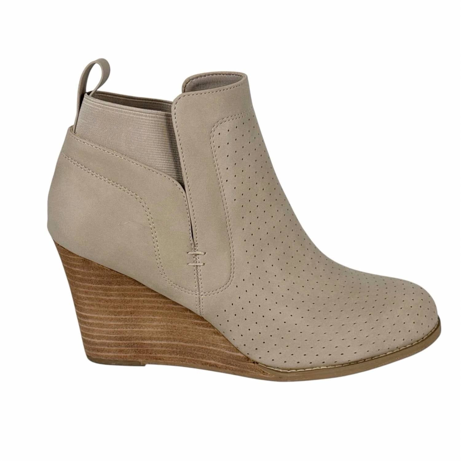 Dolce Vita - Women's Vegan Leather Gerdy Ankle Wedge Boots