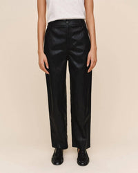 Bella Dahl Faux Leather Pants in black - women's pants - detail view