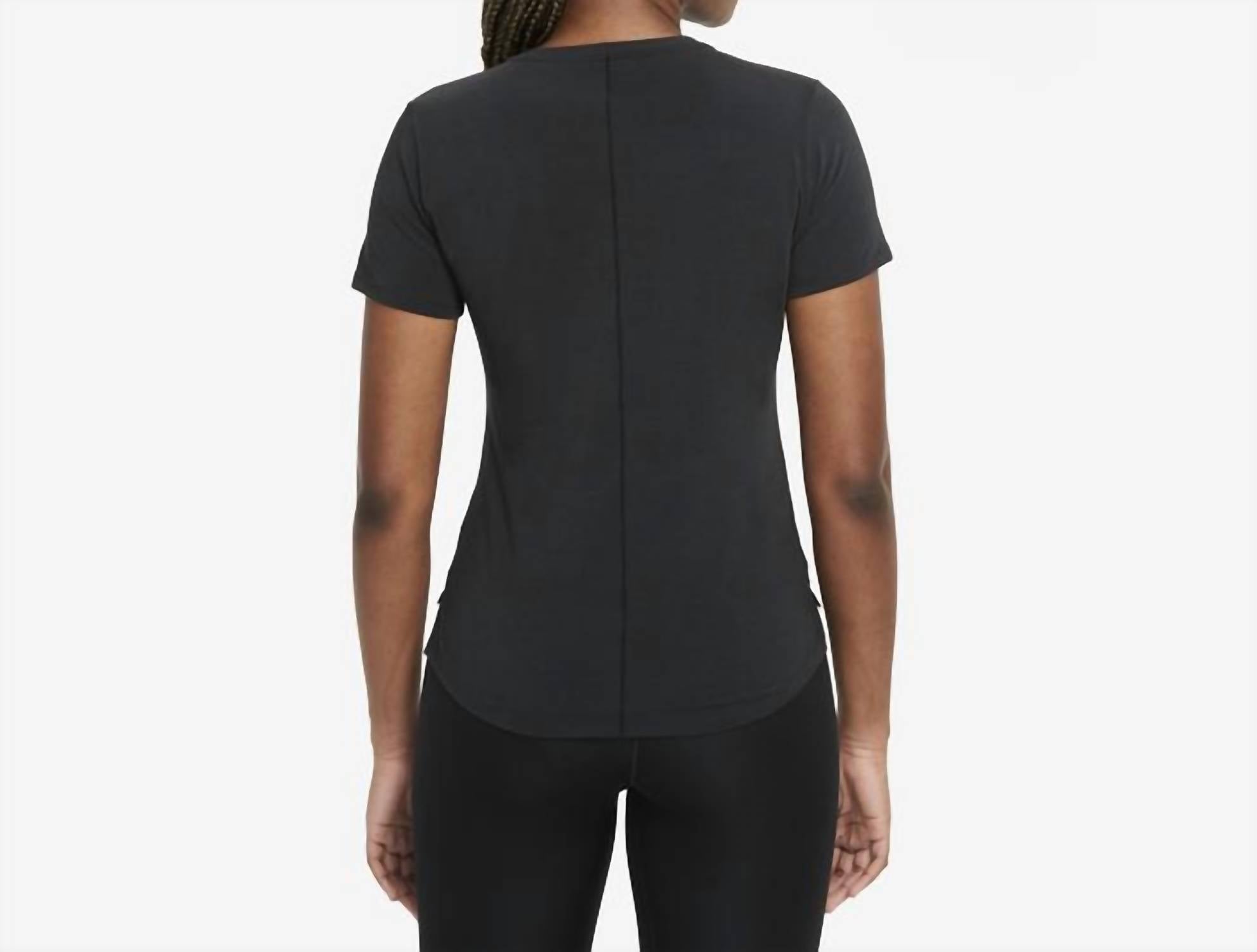 Nike - Dri-fit Uv One Luxe Top