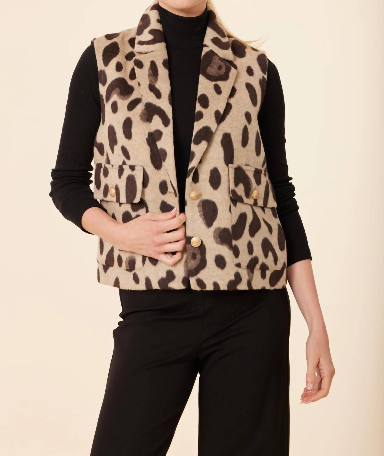 DOLCE CABO Leopard Vest in beige - women's jacket