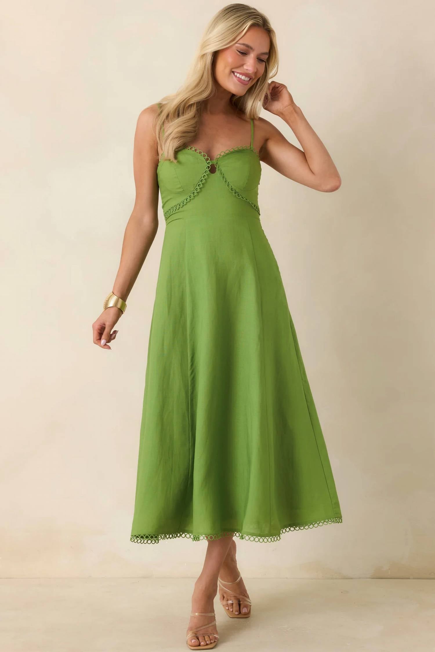 Astr - Christie Midi Dress