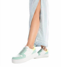 Xti - Women's Trainer Sneakers