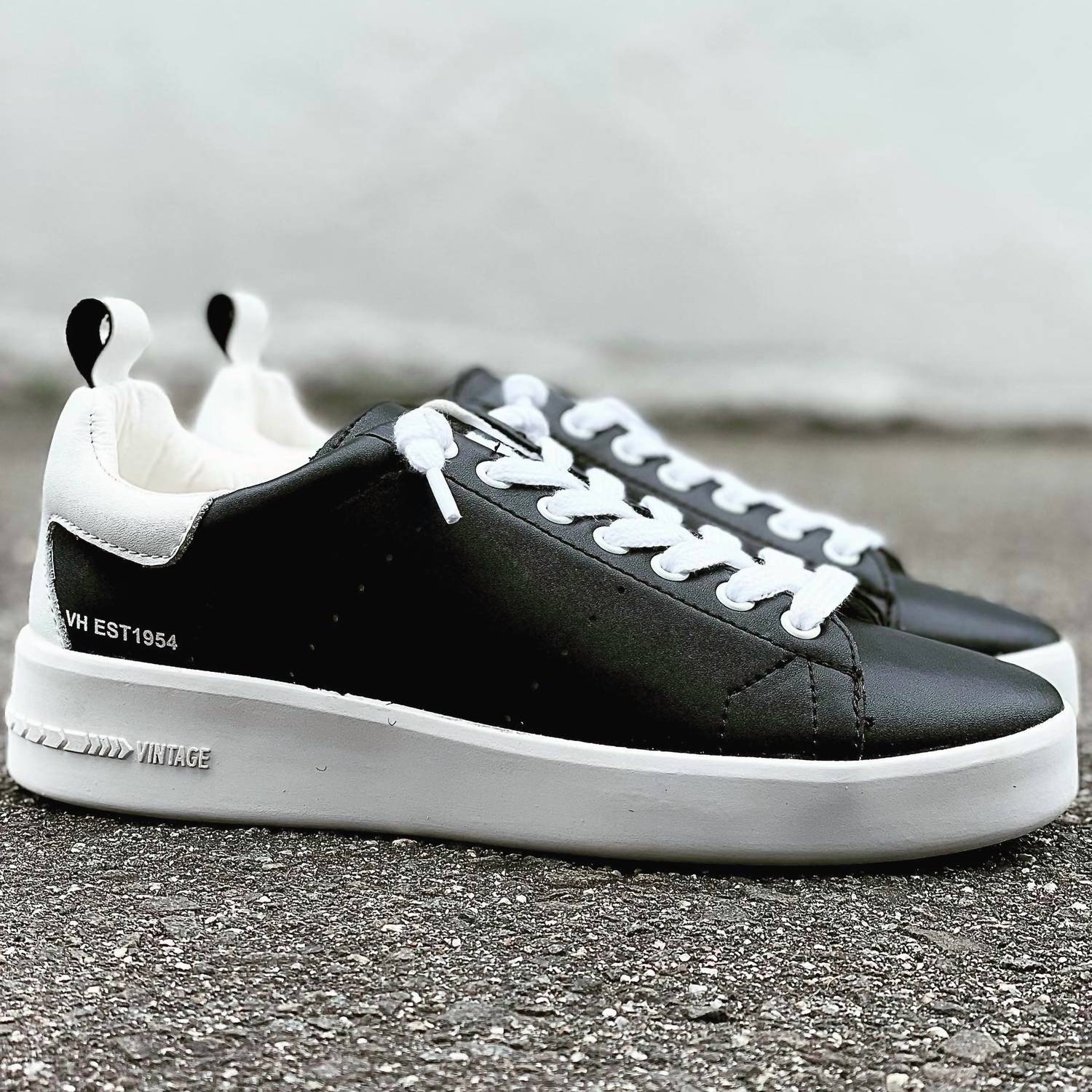 Vintage Havana - Women's Laceup Leather Sneakers