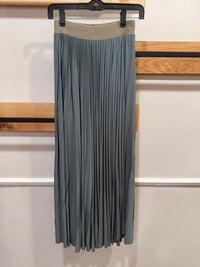 Lloyd - Women's Della Jersey Skirt