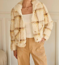 SKIES ARE BLUE Sherpa Jacket in cream yellow - women's jacket