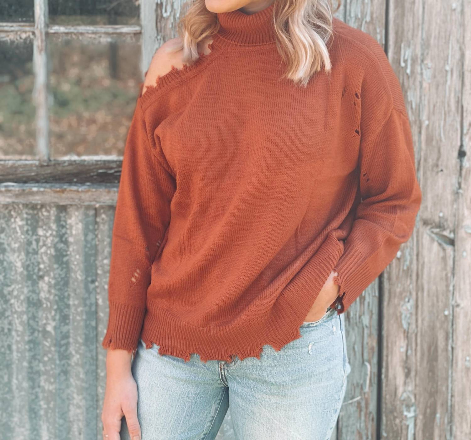 Style U - Ava Distressed Sweater
