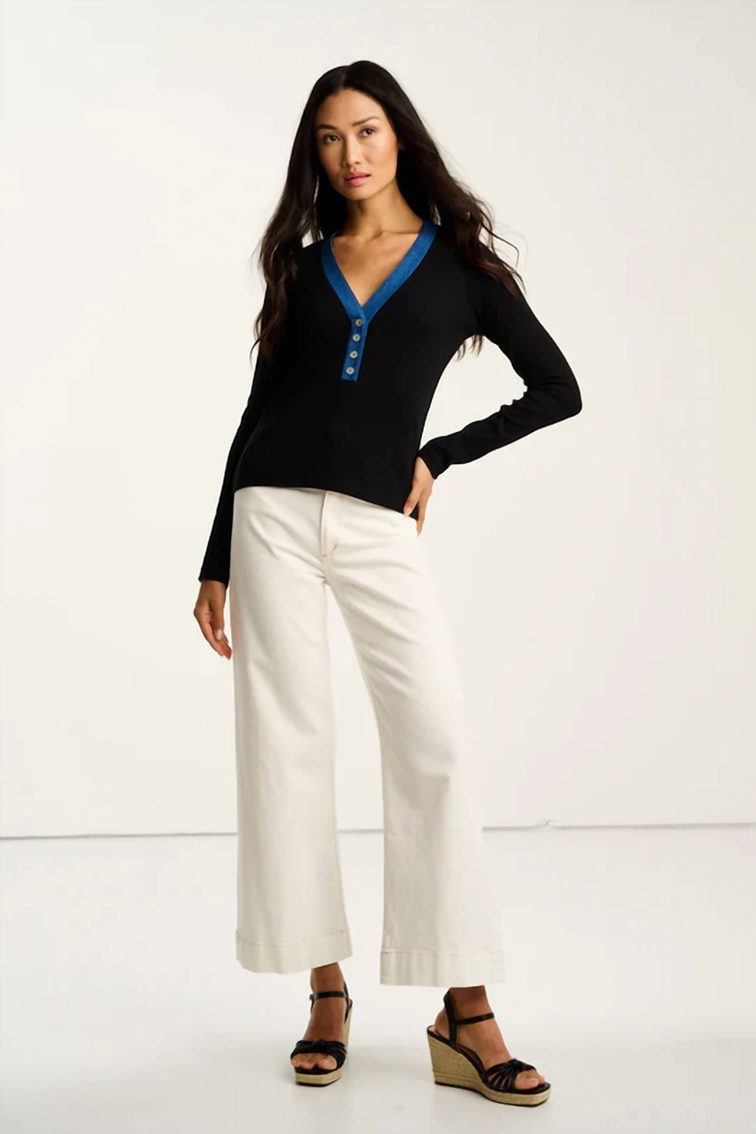 Lisa Todd - Pure rib v neck Top