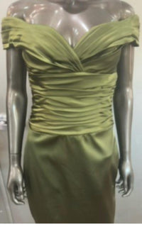 Kay Unger - Women's Off the shoulder silk dress