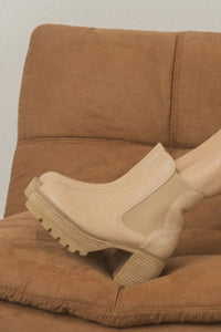 Oasis Society - Women's Dorothy Chelsea Boot