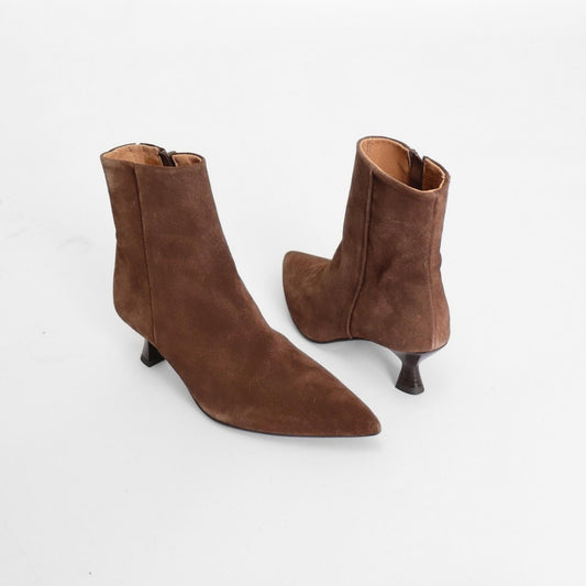 Pavement - Women's Wilma Suede Heeled Booties