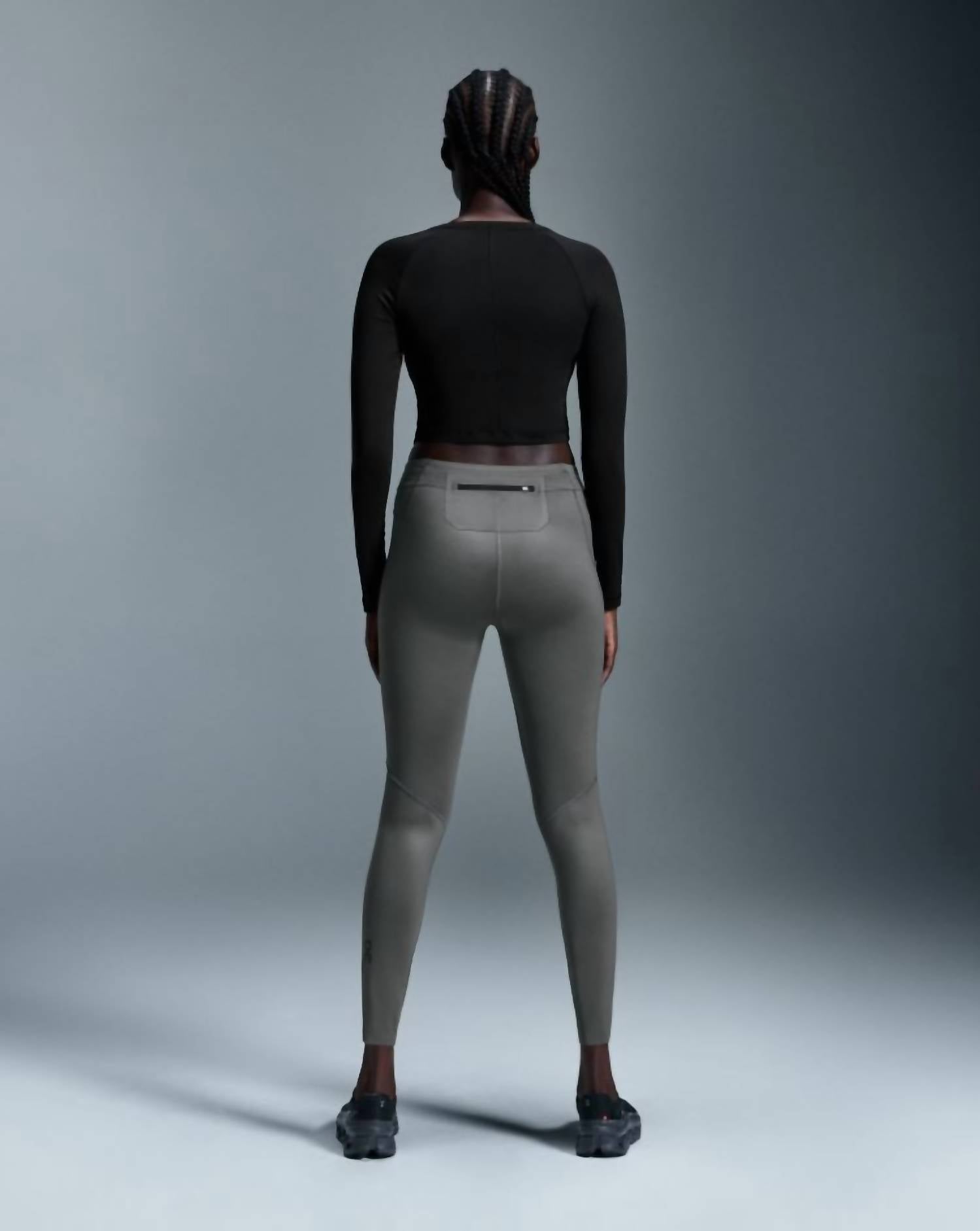 On - Studio Long-t Crop Top