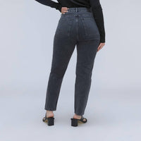 Everlane 90s Cheeky Hourglass Jeans in washed black - women's jeans - alternate view