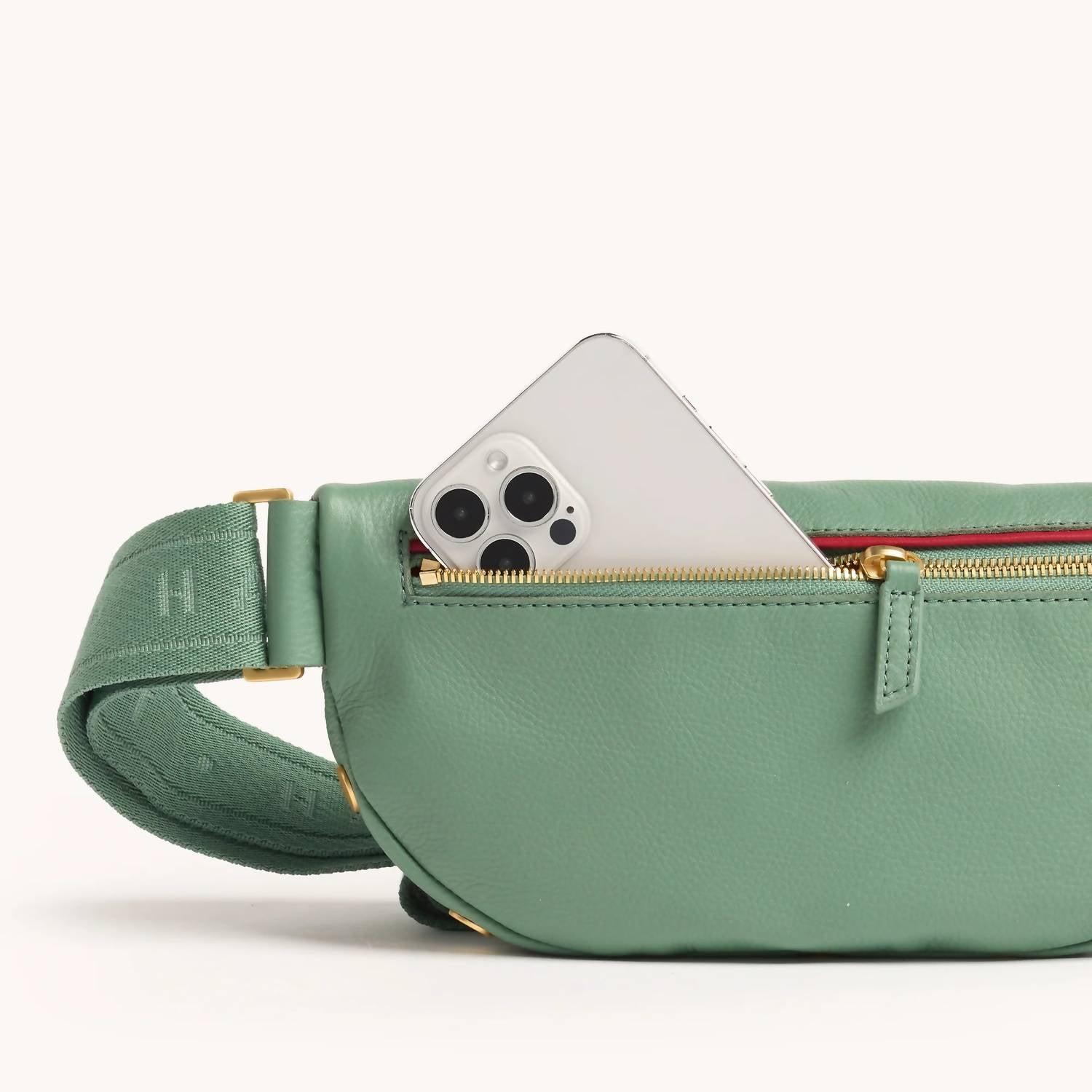 Hammitt - Charles Medium Crossbody Bag