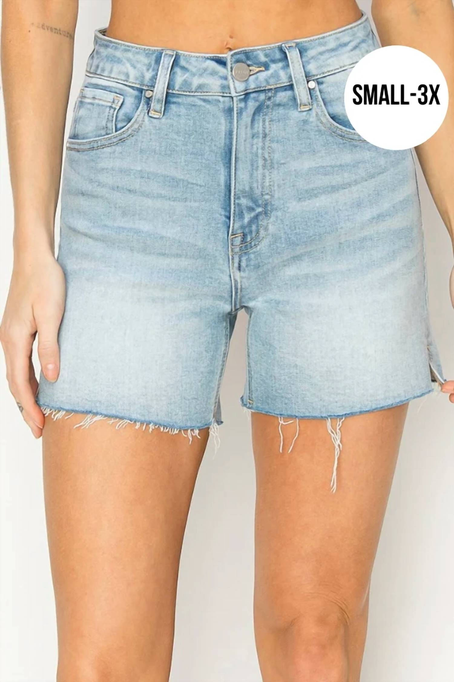 Risen - High Rise Cut Off Shorts