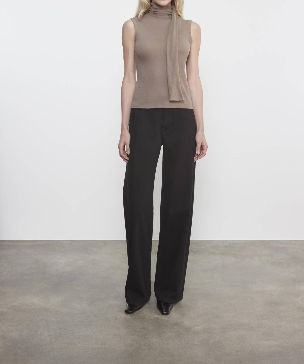 Enza Costa - CASHMERE SEEVELESS SCARF TOP