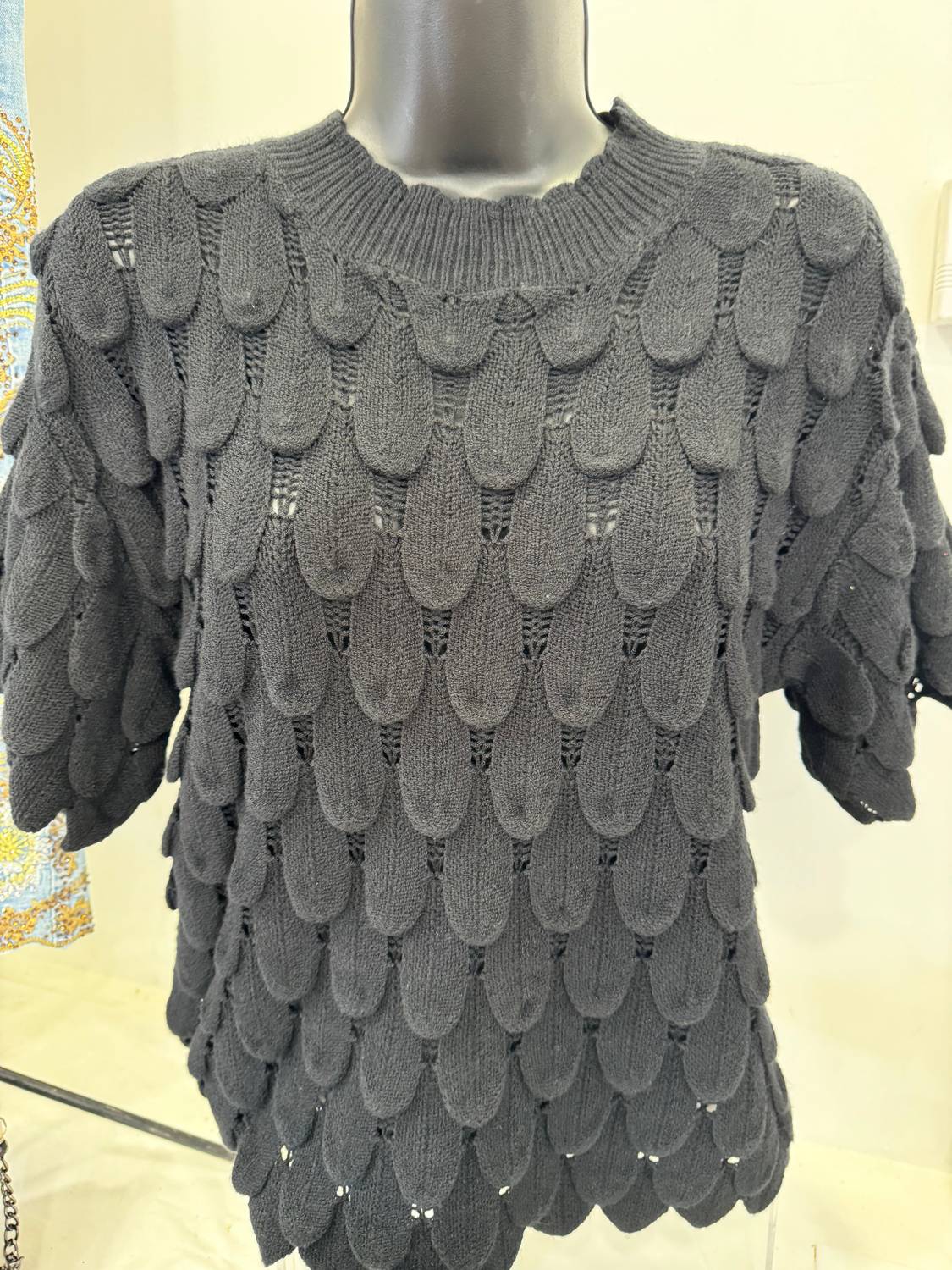 Boho Chic - Women's Short Sleeve Knit Ruffle Sweater