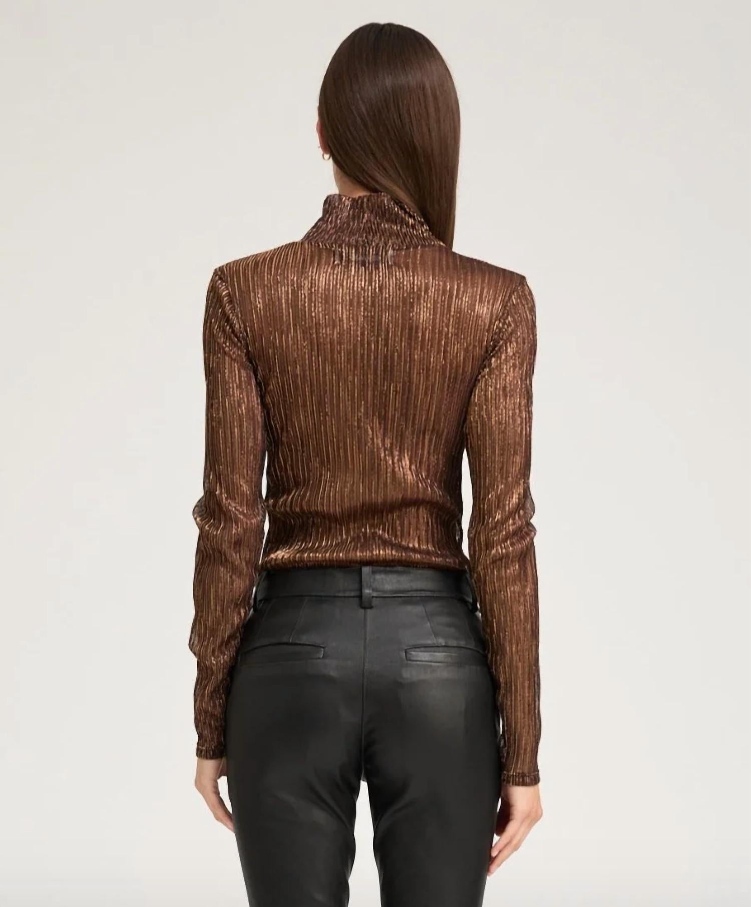 Sprwmn - Mock Neck Top
