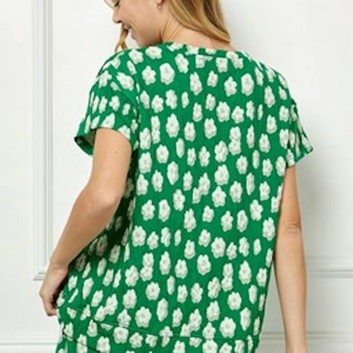 See And Be Seen - Flower Jacquard Short Sleeve Top