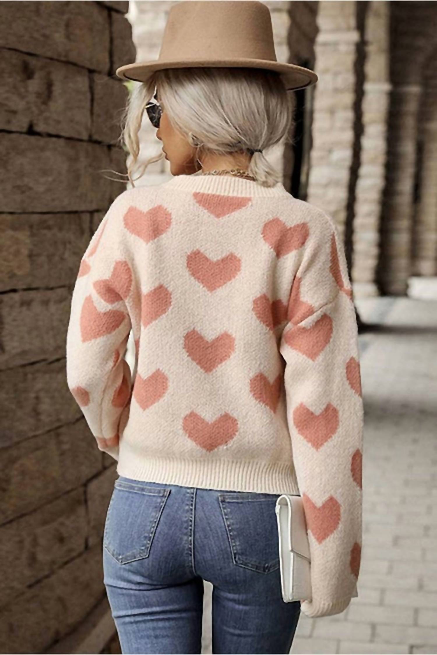 Lily Clothing - Heart-Printed Warm & Cute Sweater
