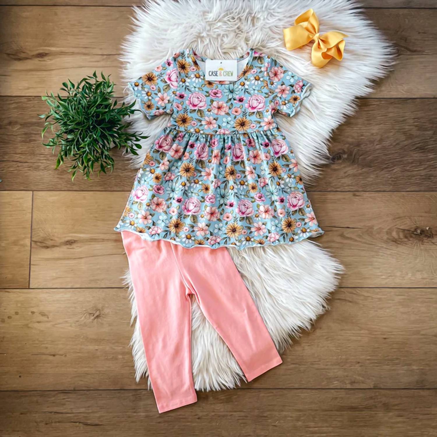 Case & Crew - Girls Floral Capri Set