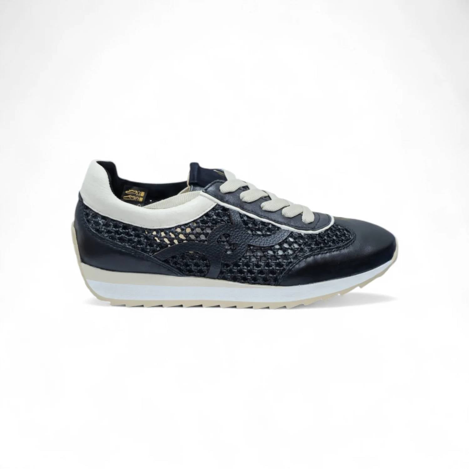 Softwaves - Women's Dakota Raffia Sneakers