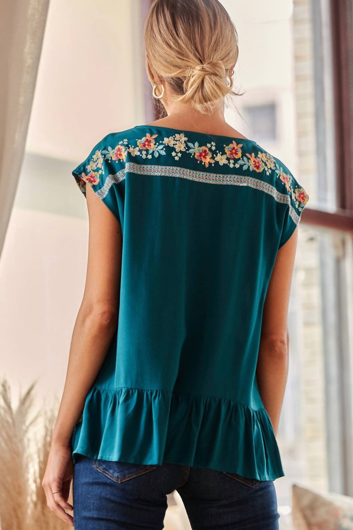 Andree By Unit - Embroidered Ruffle Top