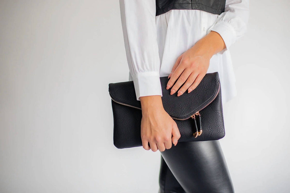 Falcon Park - Stella Crossbody Clutch