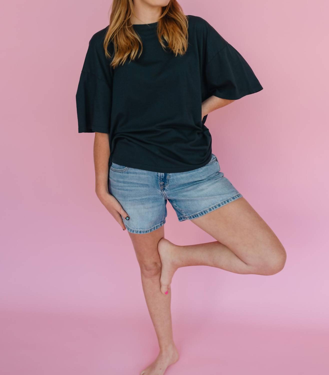 Daydreamer - Solid One Size Tee