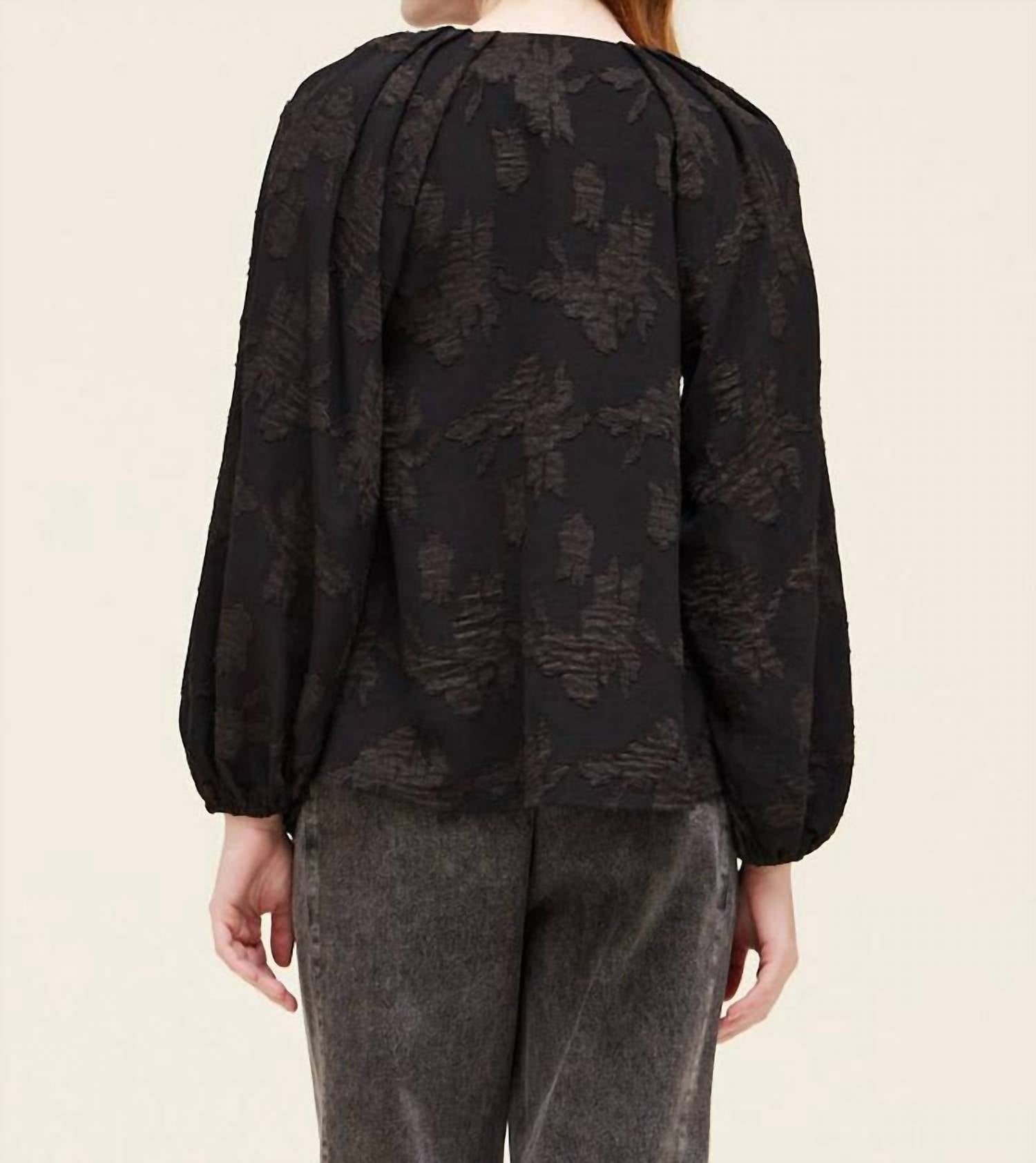 Grade & Gather - Pleated Jacquard Blouse