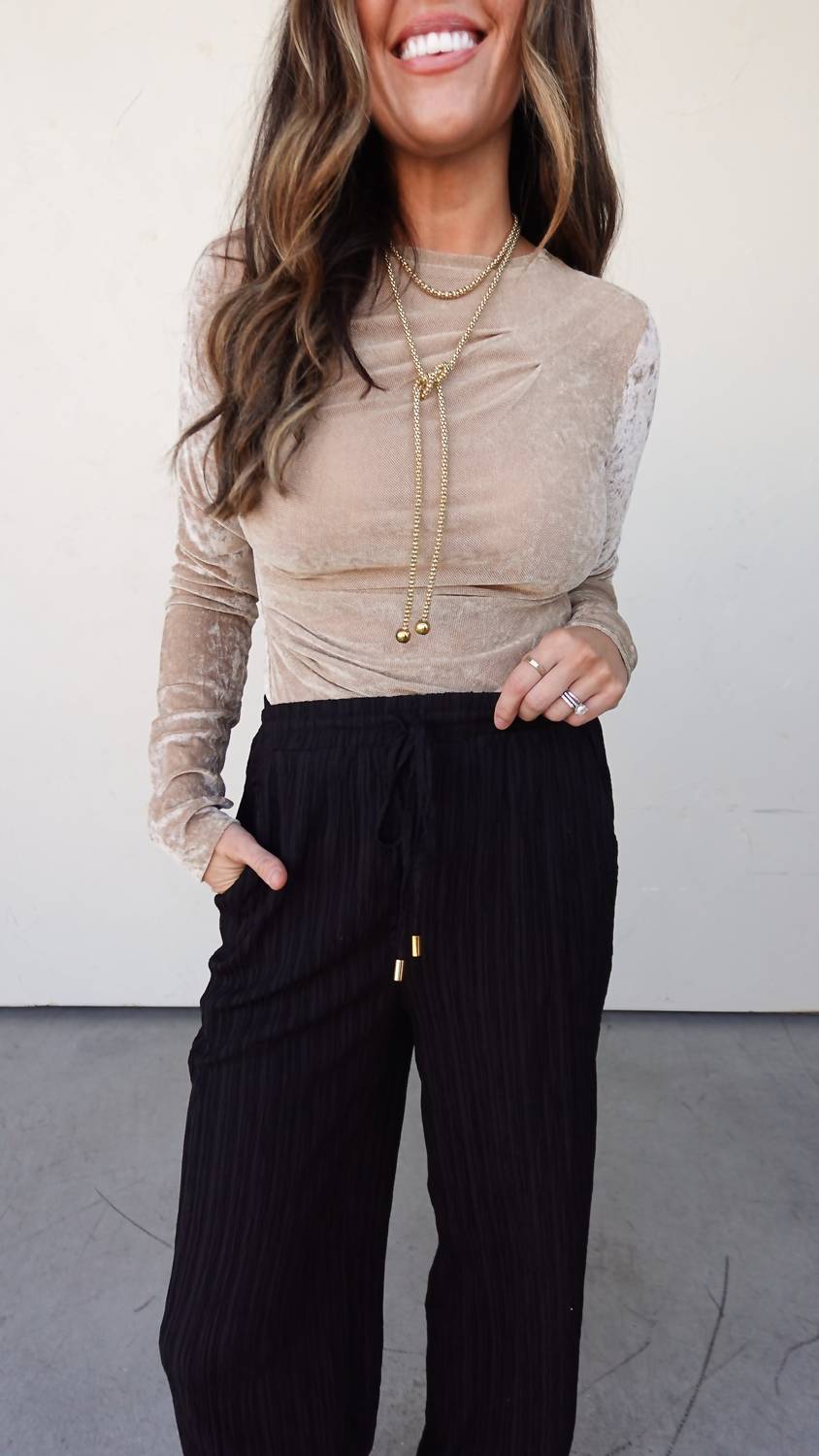 Hem & Thread - Crew Neck Velvet Bodysuit