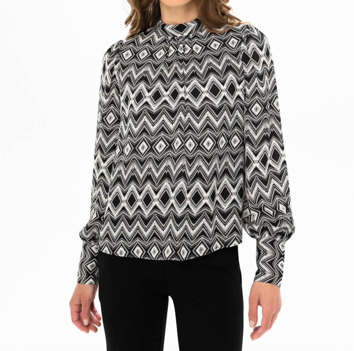 Renuar - Long Sleeve Woven Blouse