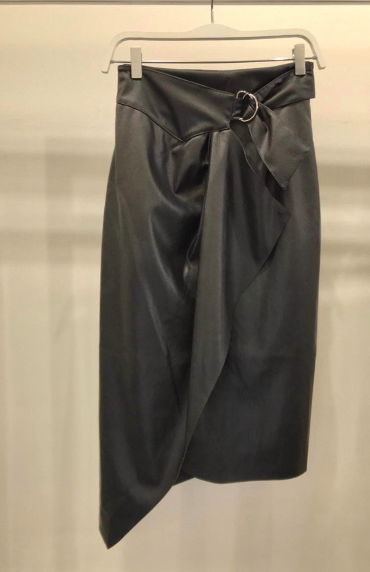Venti6 - PU side bow belt crossover skirt