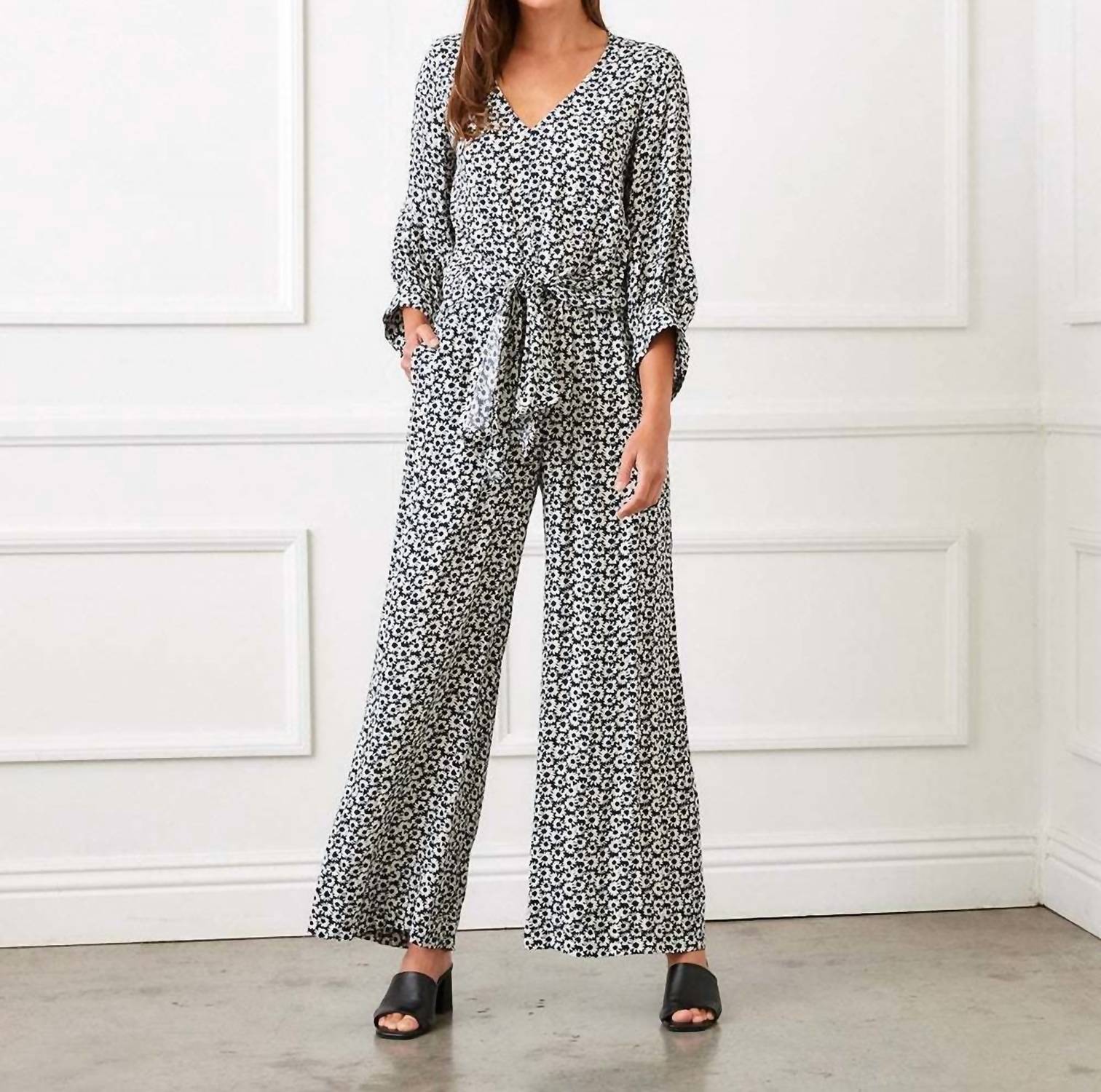 Karen Kane - Blouson Sleeve Tie-Front Top