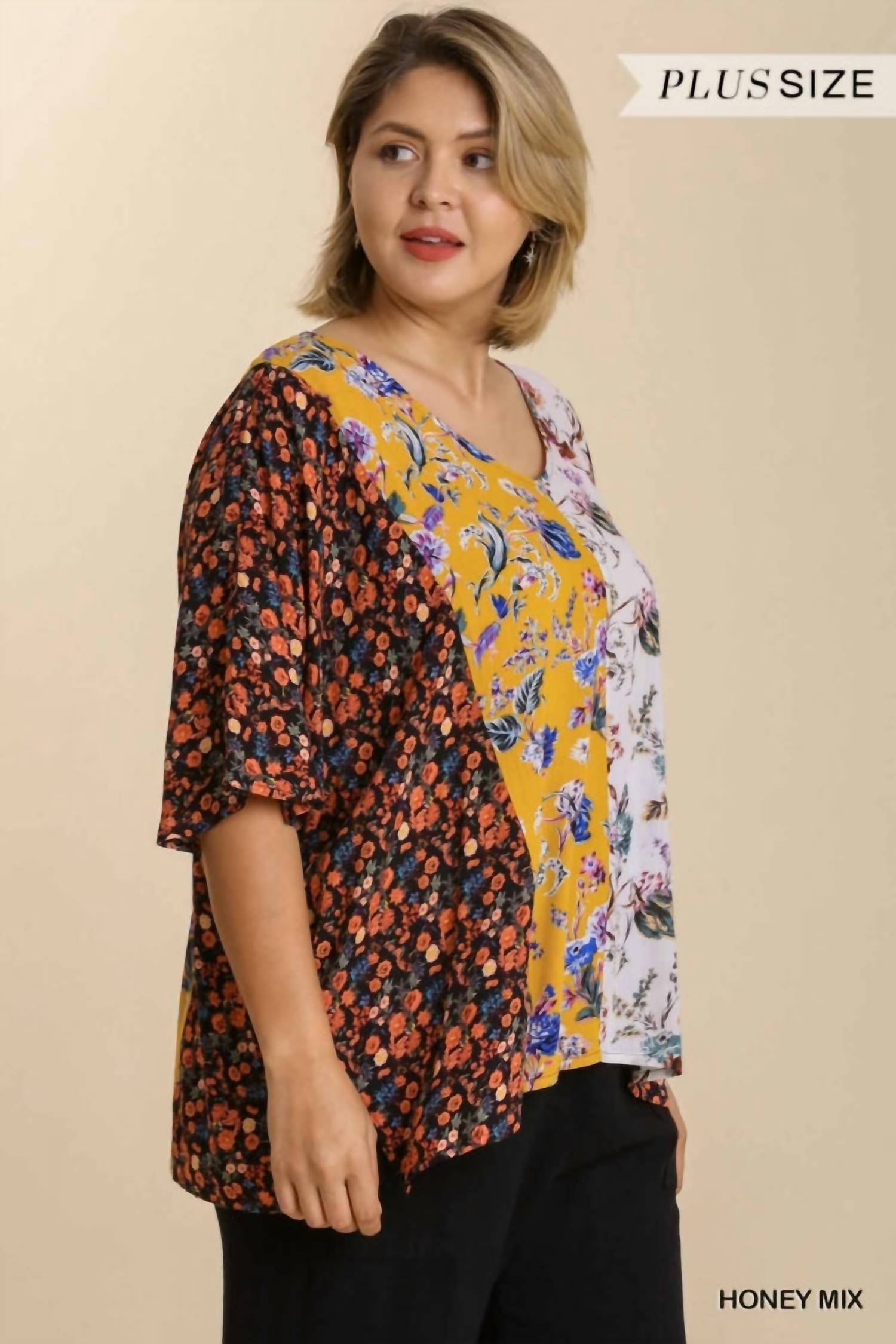 Umgee - Mixed Floral Print Top - Plus