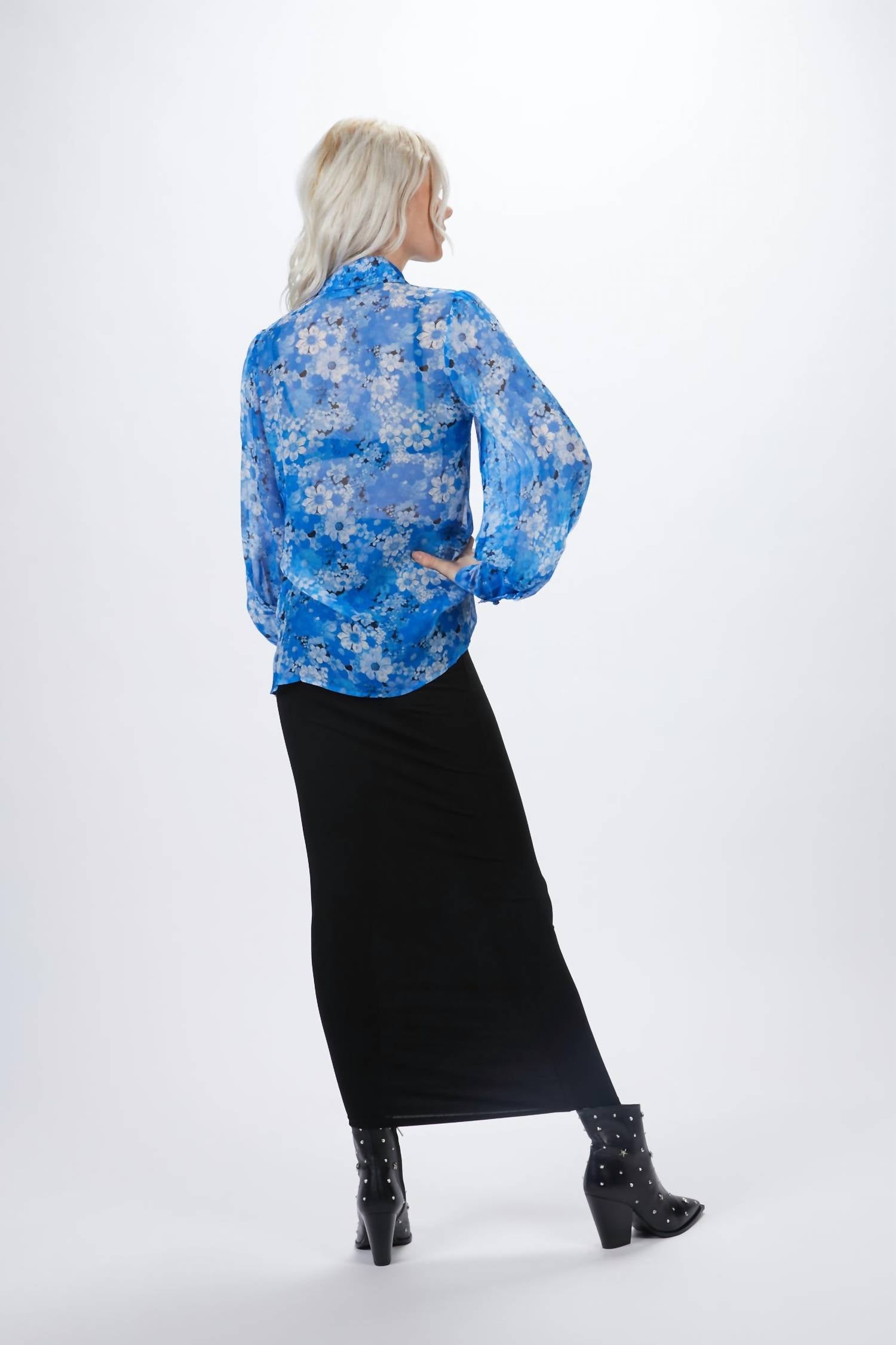 FLORAL MOTIF BLOUSE